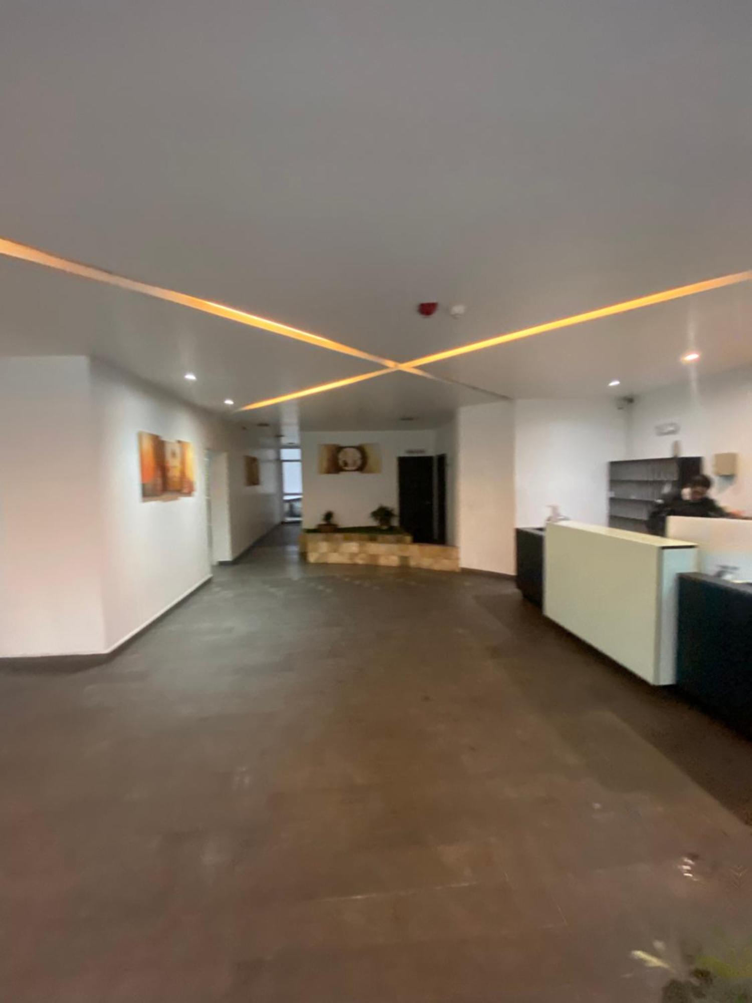 Apartamento Finlandia Park Suite Quito Esterno foto