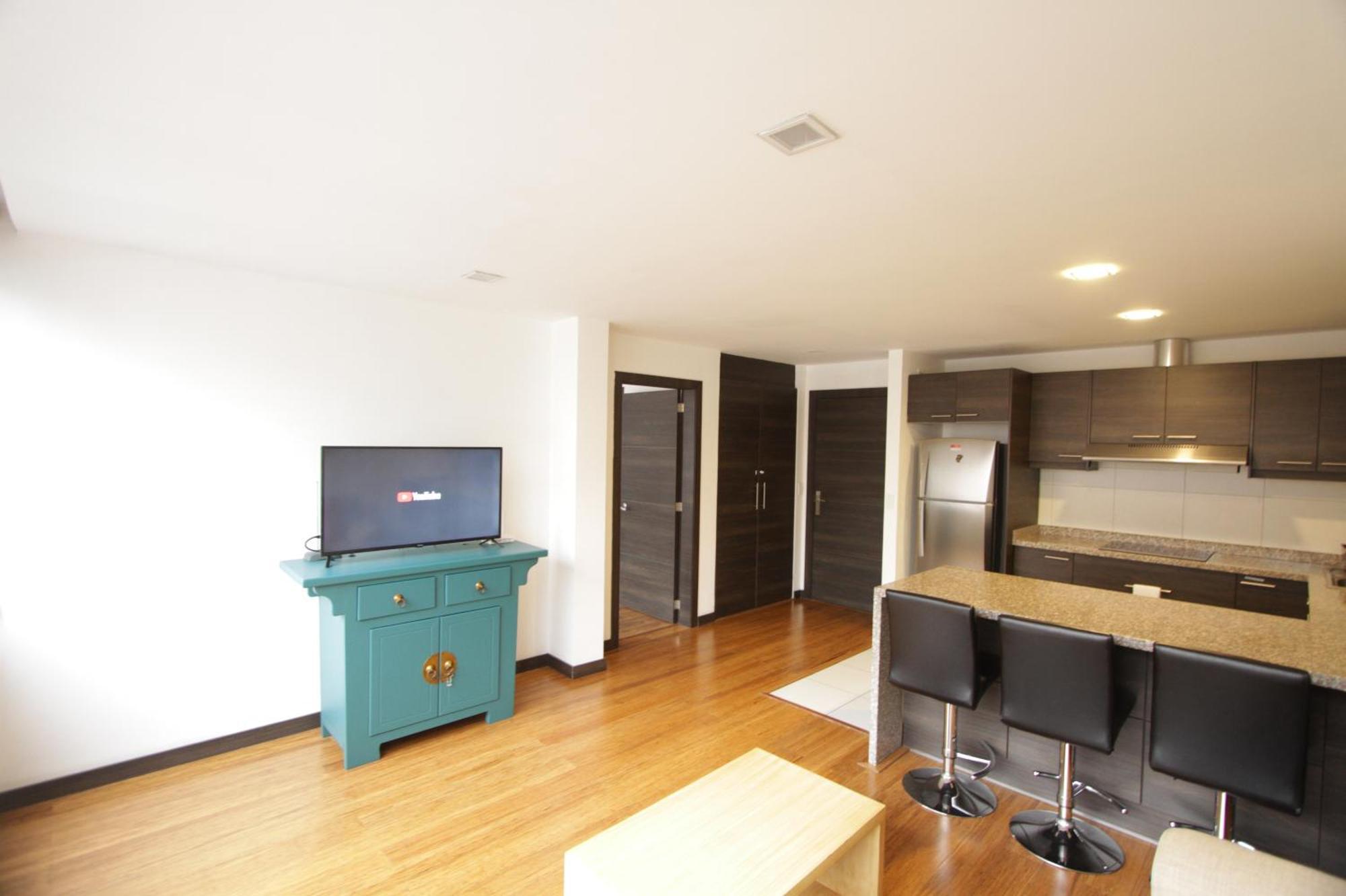 Apartamento Finlandia Park Suite Quito Esterno foto